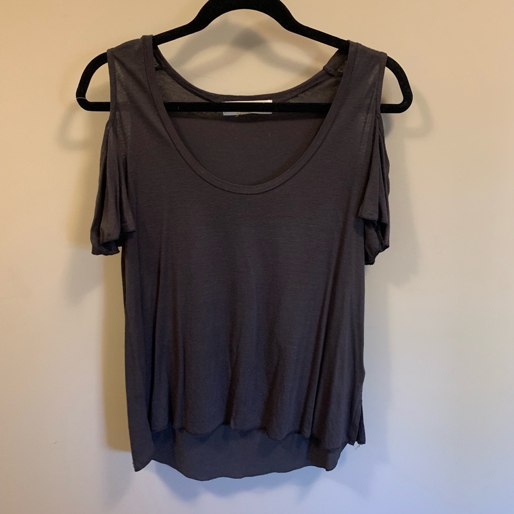 Urban outfitters cold shoulder top - Picture 2 of 3